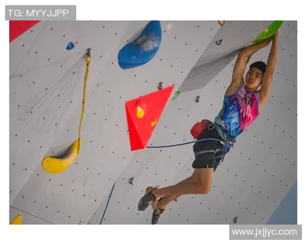 南京攀岩队与北京攀岩队赛后复盘分析比赛经验与教训